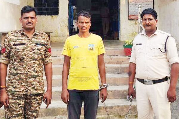 दशकर्म में खान-पान पर विवाद, हत्या, आरोपी गिरफ्तार