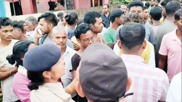  स्कॉर्पियो ने मारी ठोकर, ग्रामीण की मौत, ग्रामीणों का चक्काजाम