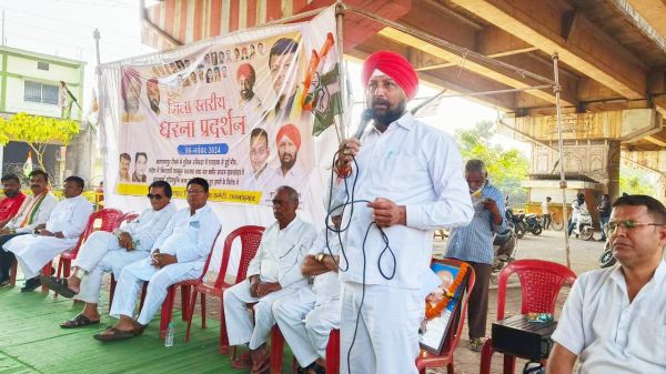 बिगड़ती कानून व्यवस्था पर कांग्रेसियों  ने राज्य सरकार को घेरा