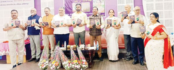 संध्या सिंह की पुस्तक ‘चुनौती’ एवं ‘रिश्तों की मर्यादा’ का मंत्री और विधायक द्वय ने किया विमोचन