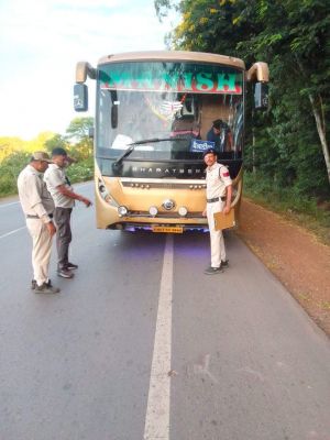 यात्री बसों की जांच, 4.47 लाख जुर्माना