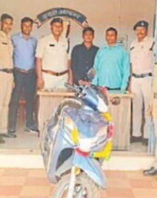 किराना दुकान में चोरी मामले में दो गिरफ्तार