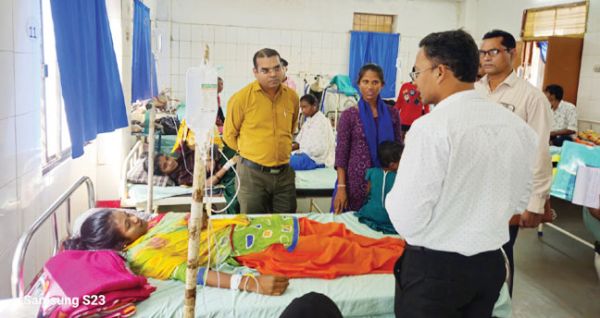 भेज्जी और गोरखा पहुंचे कलेक्टर, अस्पताल का किया निरीक्षण