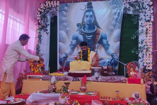 9 दिनी शिव महापुराण कथा शुरू