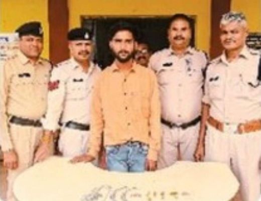 सूने मकान से 7.20 लाख पार 