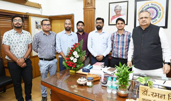 ​ रमन से मिलकर आश्वस्त हुए मेडिकल कॉलेज के डॉक्टर