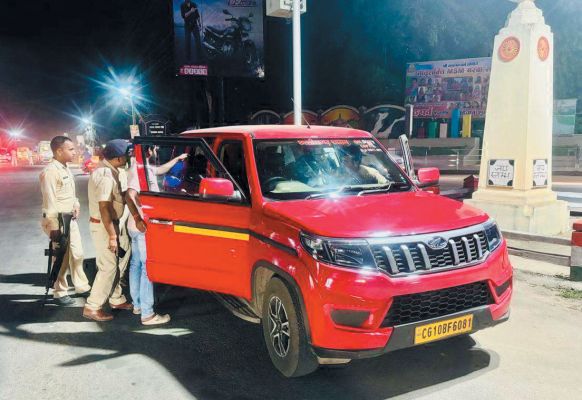 वाहन चेकिंग के दौरान 9 लाख जब्त