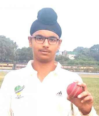अर्शवीर का क्रिकेट टूर्नामेंट  में शानदार प्रदर्शन