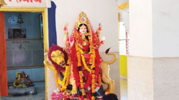 मां जगद्धात्री देवी की पूजा