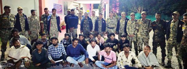 16 संदिग्ध गिरफ्तार