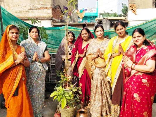 आंवला नवमी पर गोपाल जी मंदिर में महाप्रसादी