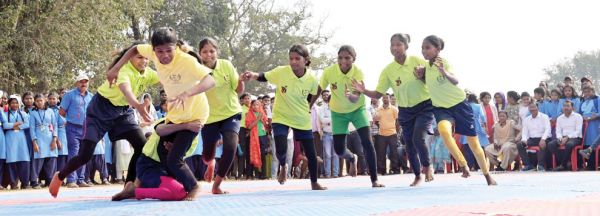 बस्तर ओलम्पिक:  खिलाडिय़ों ने विभिन्न खेलों में प्रतिभा का किया प्रदर्शन  