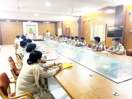 क्राईम बैठक : नशीले पदार्थों की तस्करी पर करें सख्त कार्रवाई