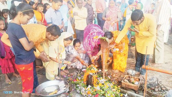 कार्तिक पूर्णिमा पर स्नान-दीपदान