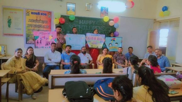 बाल दिवस पर विभिन्न कार्यक्रम