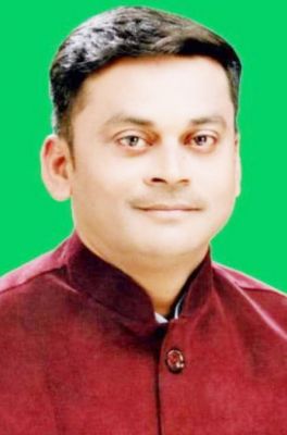 दो कद्दावर नेता से डरे हुए  हैं  छाबड़ा - शरद