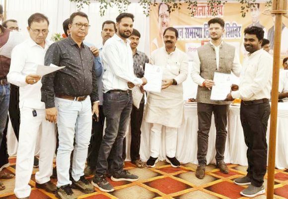 नल जल योजना के सफल क्रियान्वयन के लिए तीन पंचायत सम्मानित