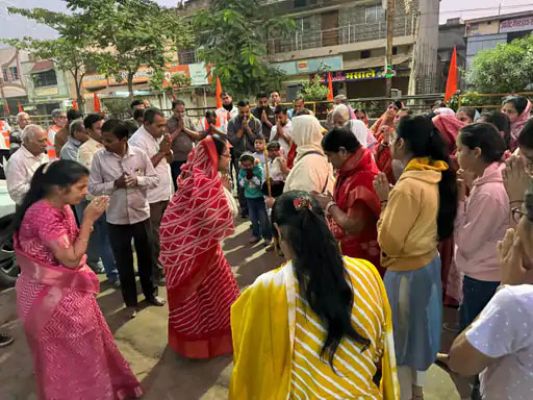 चार्तुमास लाभ देकर साध्वियों का विहार