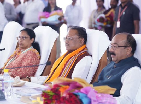 सीएम की अध्यक्षता में हुई बस्तर विकास प्राधिकरण की बैठक