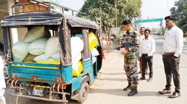 21 बोरी अवैध धान सहित गाड़ी जब्त