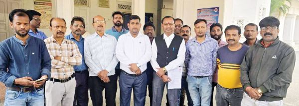 तिहरे हत्याकांड के विरोध में नाईसेन समाज एकजुट