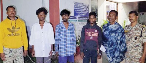शांति भंग के आरोप में 4 गिरफ्तार