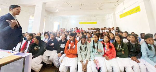 बाल विवाह और बाल संरक्षण पर जागरूकता कार्यक्रम