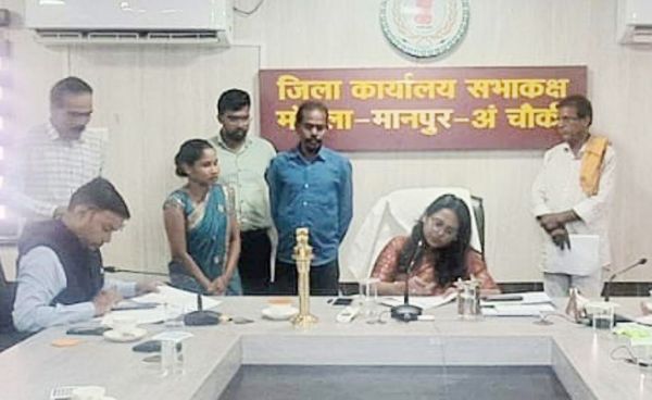 नवीन उपार्जन केंद्र खोलने की मांग  जनदर्शन में ग्रामीणों ने लगाई गुहार