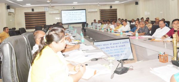 किसानों के खसरा सत्यापन  प्राथमिकता के साथ करें