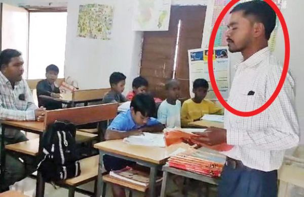 नशे में धुत शिक्षक निलंबित