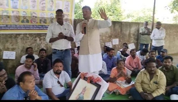 नगरीय निकाय प्लेसमेंट कर्मियों   की हड़ताल शुरू, काम ठप