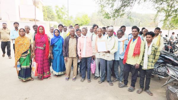 गोड़लवाही धान खरीदी केंद्र में कारूटोला का नाम जोडऩे की मांग