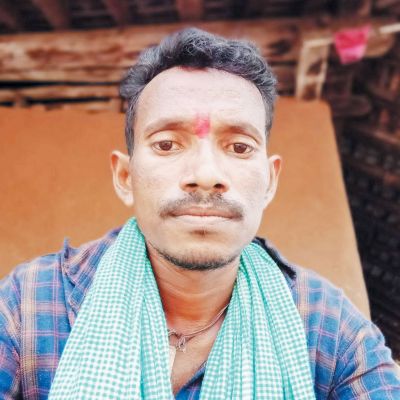 मुखबिरी के शक में 2 ग्रामीण की हत्या