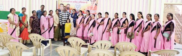 भाजपाईयों ने किया मितानीनों का सम्मान