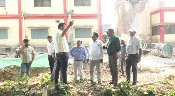 शक्ति अग्रवाल ने निर्माण का किया निरीक्षण