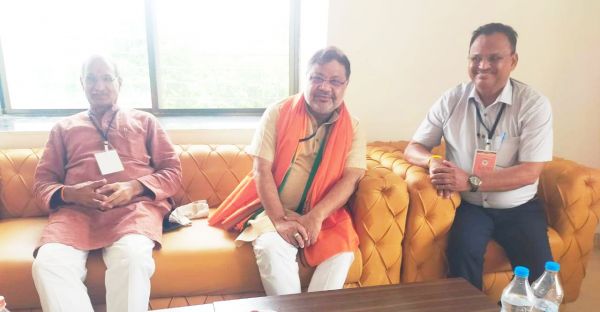 नवनिर्वाचित विधायक को  श्याम अग्रवाल ने दी बधाई