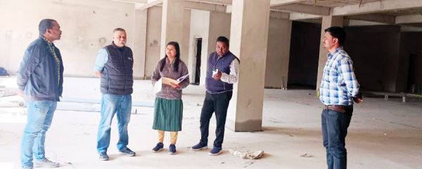 नगर निगम के प्रशासनिक भवन का निरीक्षण