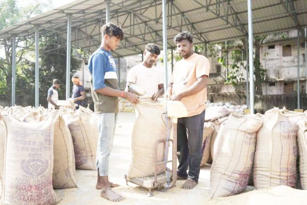 कृषक बिना किसी तनाव के  बेच पा रहे अपनी फसल