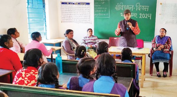 संविधान के हर पन्ने पर भारत की परंपरा और पहचान समाहित - उपाध्याय