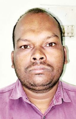 जिला बदर के आदेश का उल्लंघन, गिरफ्तार