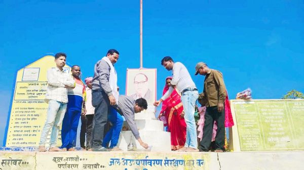 संविधान देश की एकता और अखंडता को अपने में समाहित किए हुए है - डीके यादव