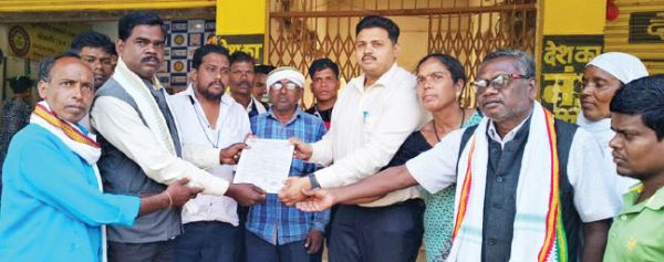 स्थानीय लोगों पर टिप्पणी का वीडियो फैला, आदिवासी समाज ने सौंपा ज्ञापन