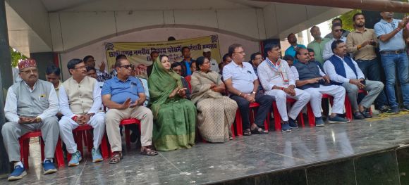 छतीसगढ़ नगरीय निकाय प्लेसमेंट कर्मियों की मांगों को विस सत्र में रखेंगे—अंबिका मरकाम