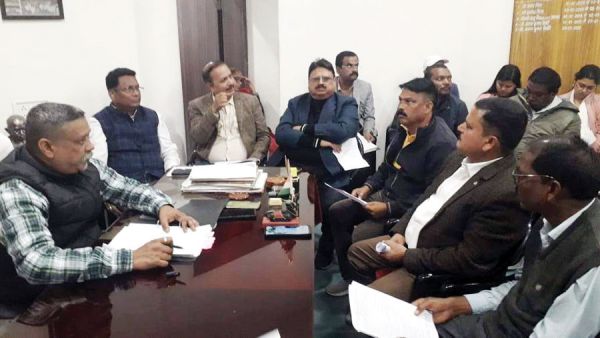 जो कार्य हो गए हैं उसी का प्रस्ताव बनाकर अफसरों ने भेजा शासन को, भडक़े एमआईसी सदस्य