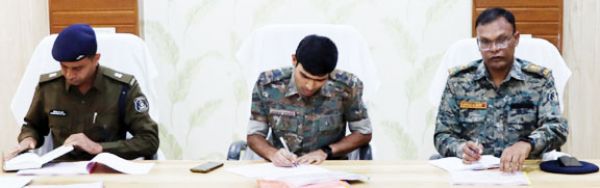 चलित थाना लगाकर शिकायतों का तत्काल निराकरण के निर्देश