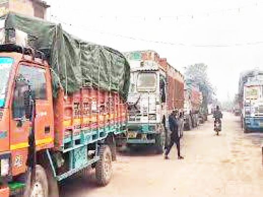 12 किमी लंबे बाईपास में एक लाइट भी नहीं 