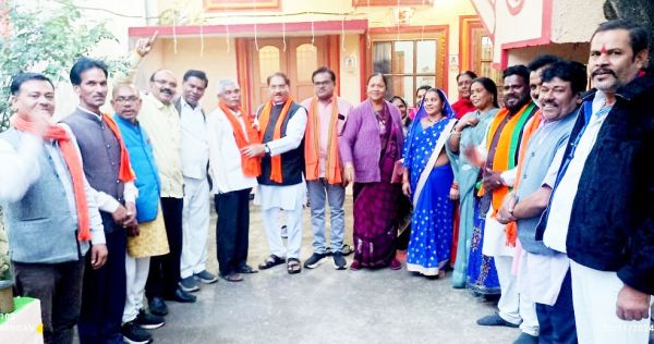 पार्टी को मजबूत करने में बूथ इकाई की महत्वपूर्ण भूमिका - अशोक बजाज