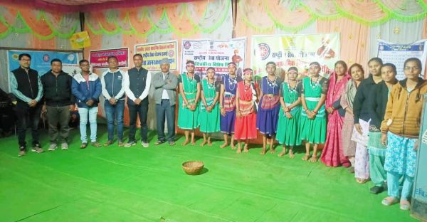 राष्ट्रीय सेवा योजना शिविर में बताया सडक़ सुरक्षा के उपाय