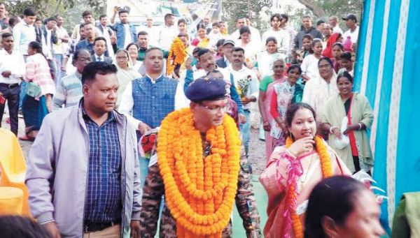 22 साल देश की सेवा कर घर लौटे सेवानिवृत्त जवान का भव्य स्वागत