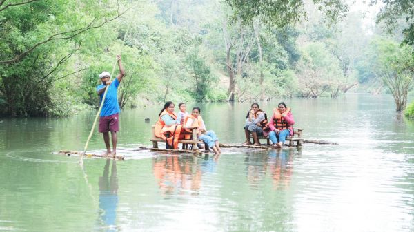 बस्तर का यह गांव अब पर्यटन की दृष्टि से किसी से अछूता नहीं रहा...